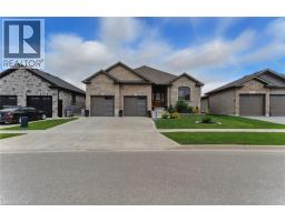 107 FORBES Crescent - 39