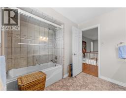 7 TEMPLER Drive - 24