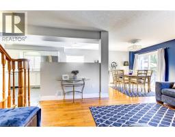 39 KARALEE Crescent - 11