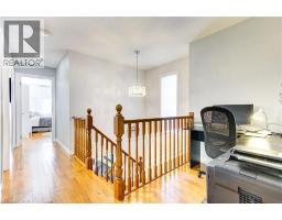 39 KARALEE Crescent - 19