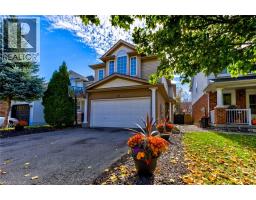 39 KARALEE Crescent - 3