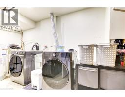 39 KARALEE Crescent - 36