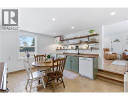 103 BAIRD Street S - 13