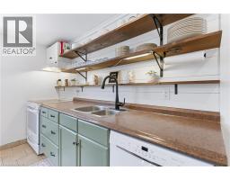 103 BAIRD Street S - 17