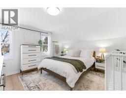 103 BAIRD Street S - 25