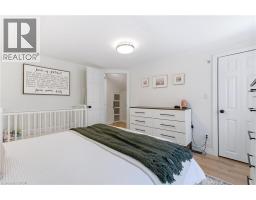 103 BAIRD Street S - 27