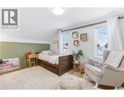 103 BAIRD Street S - 28