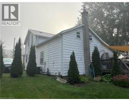 103 BAIRD Street S - 38