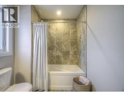 94 ISSAC Street - 27