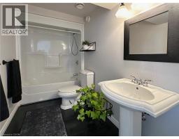 128 BROWN Street - 31