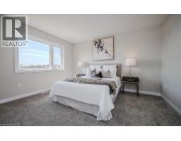 66 AYR MEADOWS Crescent - 18