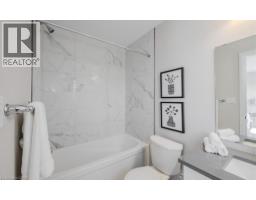 66 AYR MEADOWS Crescent - 20