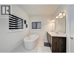 520 NATHALIE Crescent - 23