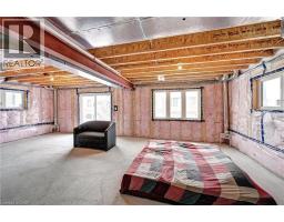 520 NATHALIE Crescent - 36