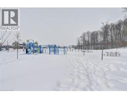 520 NATHALIE Crescent - 38