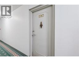 225 HARVARD Place UnitNo. 1510 - 8