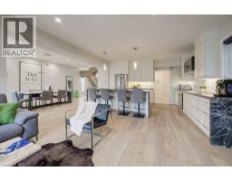 204 CARRIAGE Way - 10