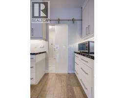 204 CARRIAGE Way - 20