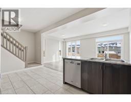 120 LINKS Crescent - 10