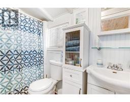 10 FOURTH Avenue - 16