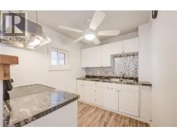 155 WELLINGTON Street N - 30