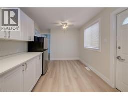 155 WELLINGTON Street N - 6