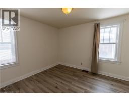 29 MCNAUGHTON Street - 12