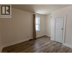 29 MCNAUGHTON Street - 13