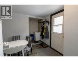 29 MCNAUGHTON Street - 17