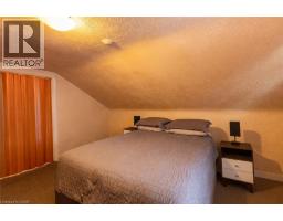 29 MCNAUGHTON Street - 19