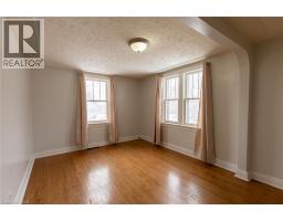 29 MCNAUGHTON Street - 23