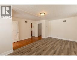 29 MCNAUGHTON Street - 6