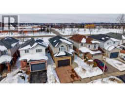 64 HIDDEN CREEK Drive - 3