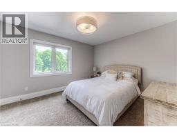 905 OLD COTTAGE Court - 32