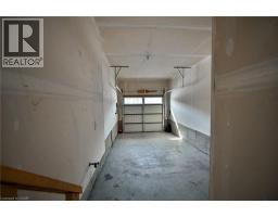 110 ARNOLD MARSHALL Boulevard - 39