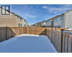 110 ARNOLD MARSHALL Boulevard - 40