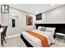 262 GROVEHILL Crescent - 21