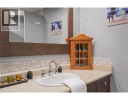 4021 PERTH LINE 56 E - 28