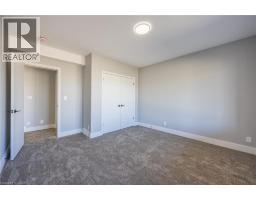 34 ANDREW Avenue - 28