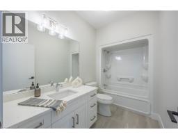 34 ANDREW Avenue - 9