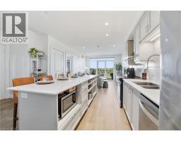 15 GLEBE Street UnitNo. 1410 - 4