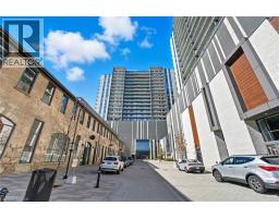 15 GLEBE Street UnitNo. 1410 - 42