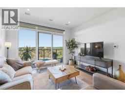 15 GLEBE Street UnitNo. 1410 - 7