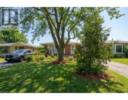 66 GENEVA Crescent - 3