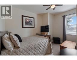 2 MILL Street E - 13