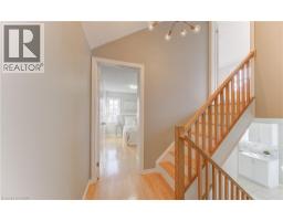 120 WAKE ROBIN Drive - 17