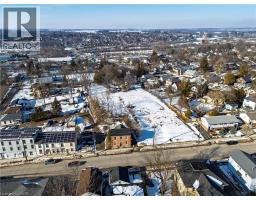 75 KING Street E - 19