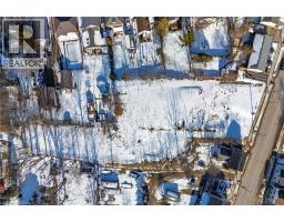 75 KING Street E - 9