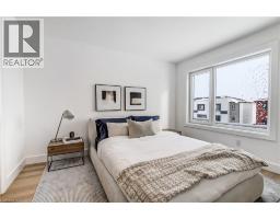 3361 DAVID MILNE Way - 10