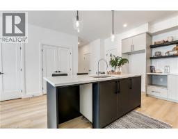 3361 DAVID MILNE Way - 5